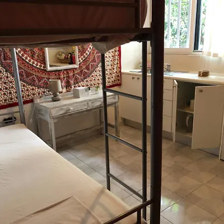 Rhodes Backpackers Boutique Hostel And Apartments-3